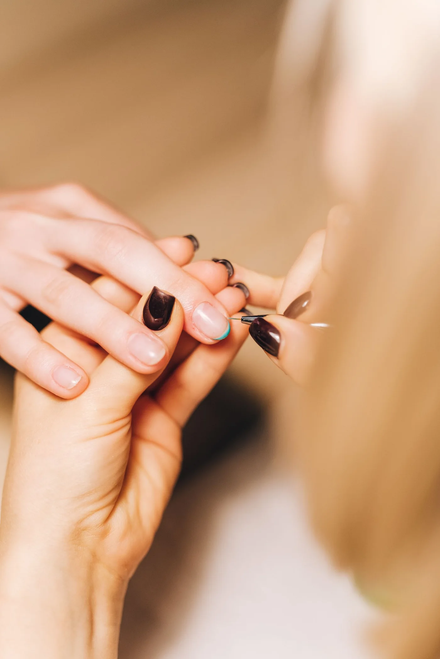 Práctica de técnica de uñas